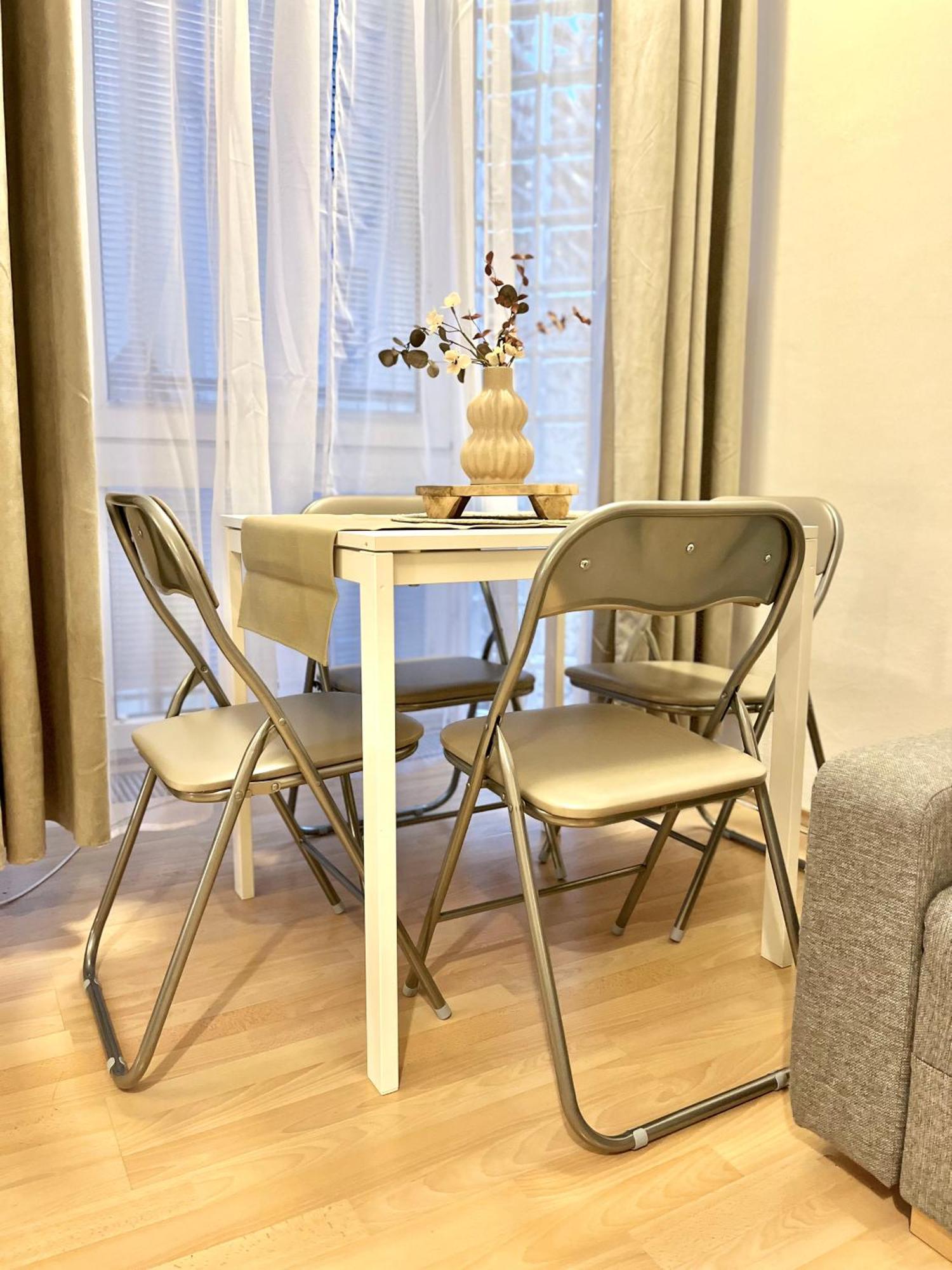 Apartment Simona - Old Town براتسيلافا المظهر الخارجي الصورة